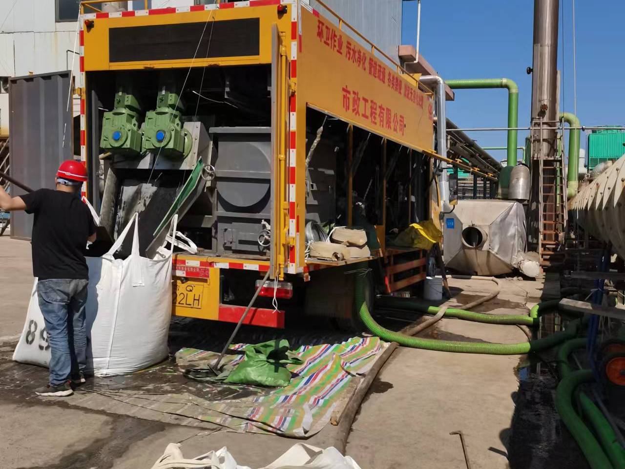 玉溪淤泥压干处理